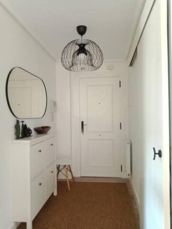 Apartamento Con Suite, Zona De Trabajo Y Yoga Wifi Y Garaje Castro Urdiales Exterior foto
